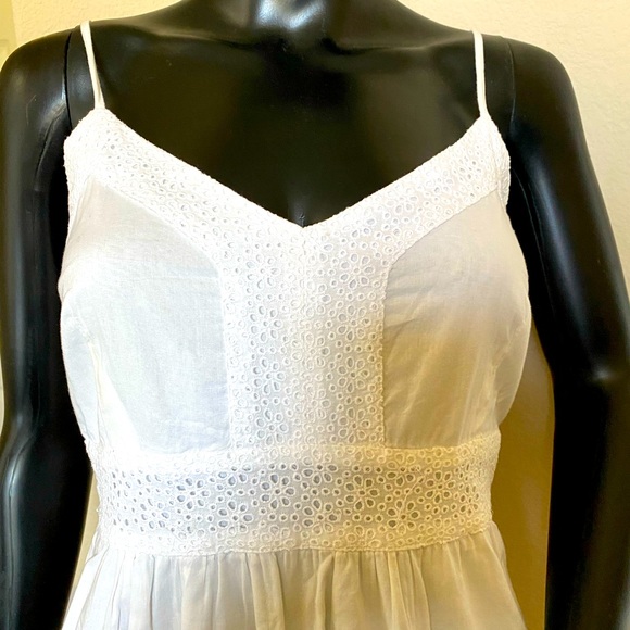 Perfect for Easter/mother’s day/and summer white long maci dress, sleeveless - Picture 4 of 16